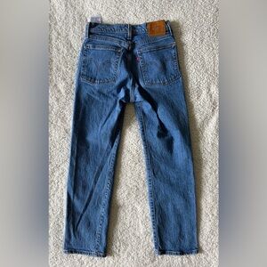 Levi's Women's Wedgie Straight Blue Jeans Size 24